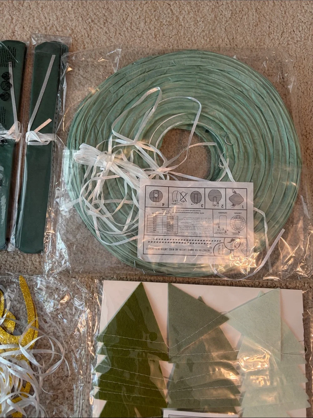 N/A assorted garland